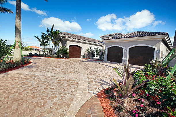 Best Residential Driveway Paver Services  in Holt, MI