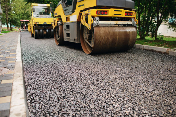 Best Affordable Driveway Paving  in Holt, MI